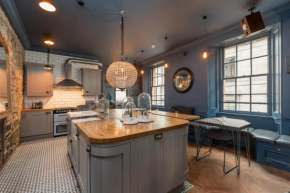 Отель The Baxter Hostel  Эдинбург